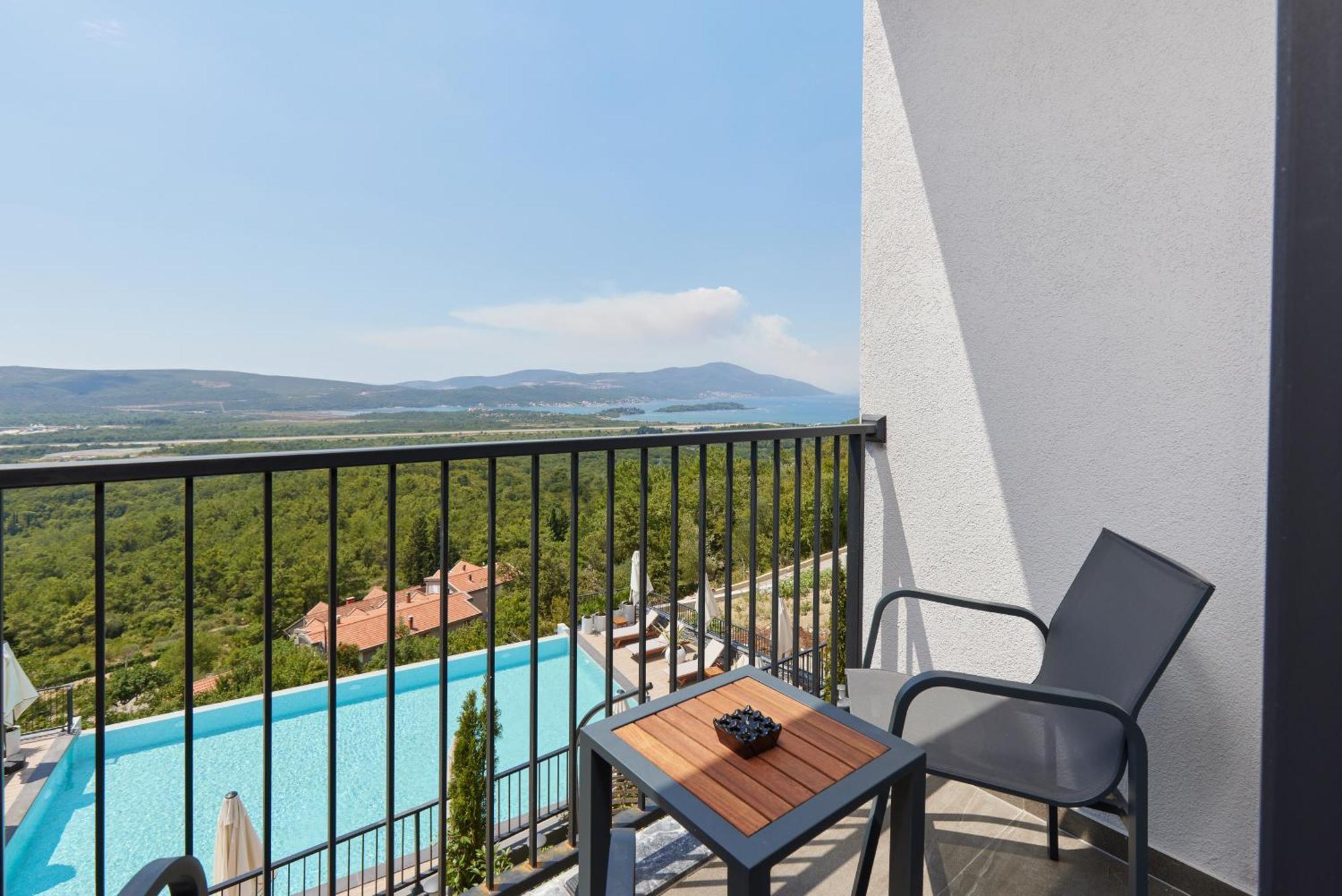 Bayview Hills Luxury Residences Tivat Zewnętrze zdjęcie